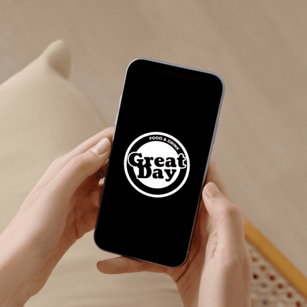 mockup movil greatday